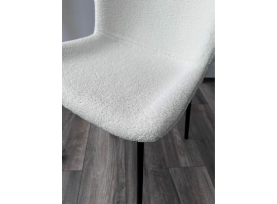 Стул RIYA UF992-01 Белый, teddy / черный каркас в Кургане