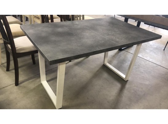 Стол ЛОФТ Бетон Портленд/ Белый 138 в Кургане