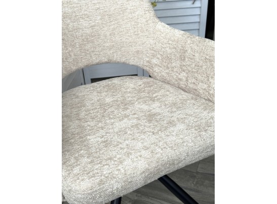 Стул НУРИ (NURI) 180 град. поворот. цвет 3018-10 бежевый, шенилл/ черный каркас, ®DISAUR в Кургане