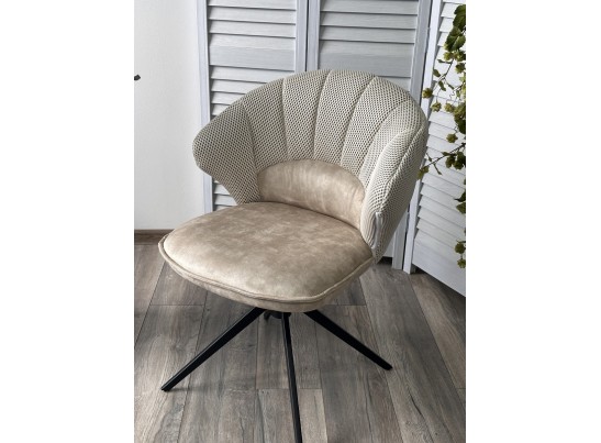 Стул ASTRA 360 град. поворот Белый Sonic 23 ткань / 7525-01 велюр / черный каркас, ®DISAUR