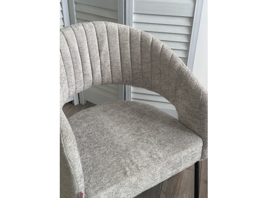 Стул SNUG 3018-03 светло-серый, шенилл / черный каркас, ®DISAUR в Кургане