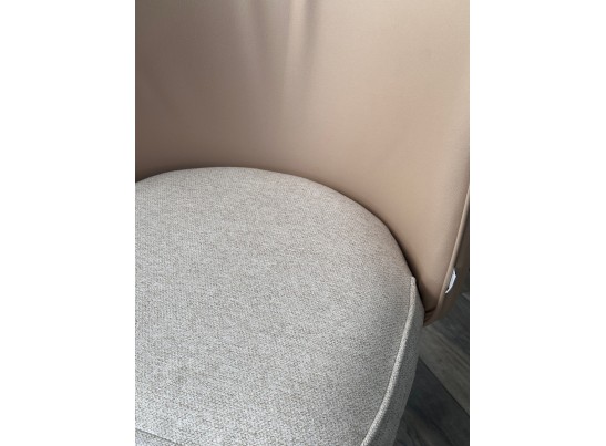 Стул МОНЕ ROVENA IVORI ткань / ORAKUL 130 экокожа / Черный каркас M-City в Кургане