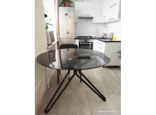 Стол VENETO D110 дымчатый в Кургане