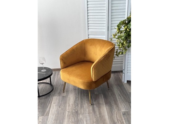 Кресло MUSSELS BLUVEL-68 желтый, велюр / золотой каркас в Кургане