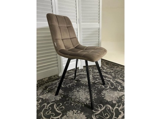 Стул CHILLI SQUARE BLUVEL-38 LATTE, велюр в Кургане