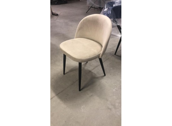 Стул DISCO UF910-01 LATTE, велюр в Кургане